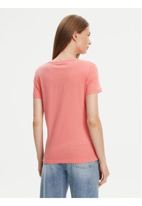 Guess T-Shirt W1YI1B I3Z14 Koralowy Regular Fit. Kolor: pomarańczowy. Materiał: bawełna