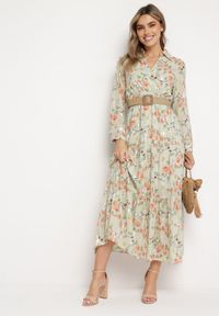 Born2be - Miętowa Rozkloszowana Sukienka Maxi z Kołnierzykiem i Plecionym Paskiem Celline. Kolor: miętowy. Wzór: aplikacja, kwiaty, nadruk. Typ sukienki: kopertowe. Długość: maxi #1