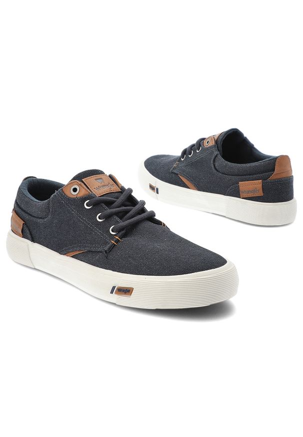 Granatowe Trampki Wrangler Stylowe Obuwie Męskie. Okazja: na co dzień. Zapięcie: sznurówki. Kolor: niebieski. Materiał: materiał, skóra, denim, guma. Szerokość cholewki: normalna. Styl: elegancki
