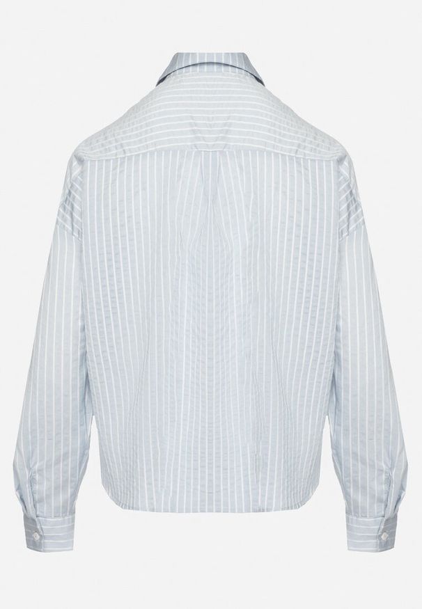 Born2be - Jasnoniebieska Koszula z Bawełną w Paski z Przeplatanym Dołem Merinewe. Okazja: na co dzień, na spotkanie biznesowe. Kolor: niebieski. Materiał: bawełna. Długość rękawa: długi rękaw. Długość: długie. Wzór: paski. Styl: biznesowy, casual, elegancki, klasyczny