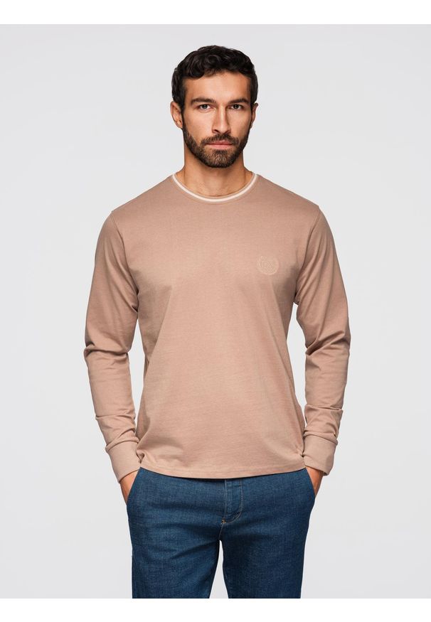 Ombre Clothing - Longsleeve bawełniany męski z dekoltem U w paski i haftem – brązowy V6 - Rozmiar: M. Kolor: brązowy. Materiał: bawełna. Długość rękawa: długi rękaw. Wzór: haft, paski. Styl: sportowy