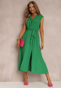 Renee - Zielona Sukienka Sofrysios. Kolor: zielony. Materiał: materiał, tkanina. Wzór: gładki. Typ sukienki: kopertowe. Styl: wizytowy. Długość: midi