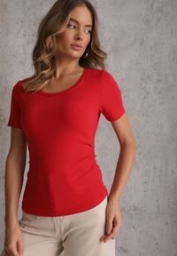 Renee - Czerwony T-shirt w Prążki z Marszczeniami po Bokach Nedala. Okazja: na co dzień. Kolor: czerwony. Wzór: prążki. Styl: casual, elegancki #5
