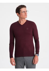 Ombre Clothing - Sweter męski elegancki BASIC V-neck z wiskozą – bordowy V13 - Rozmiar: XXL. Kolor: czerwony. Materiał: wiskoza. Wzór: haft. Styl: elegancki