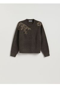 Reserved - Sweter z ozdobnymi aplikacjami - ciemnobrązowy. Kolor: brązowy. Materiał: dzianina, wełna. Wzór: aplikacja #1