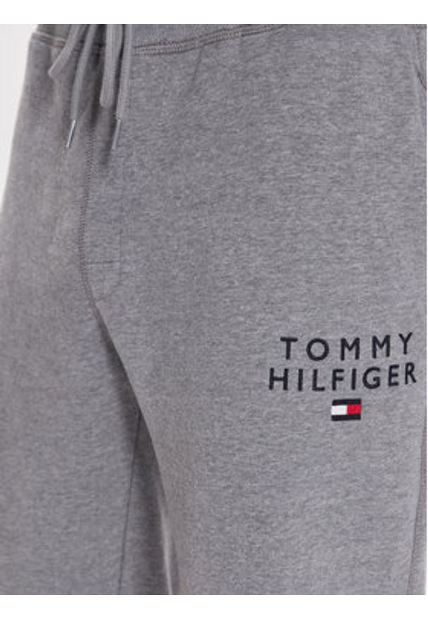 TOMMY HILFIGER - Tommy Hilfiger Spodnie dresowe UM0UM02880 Szary Regular Fit. Kolor: szary. Materiał: bawełna