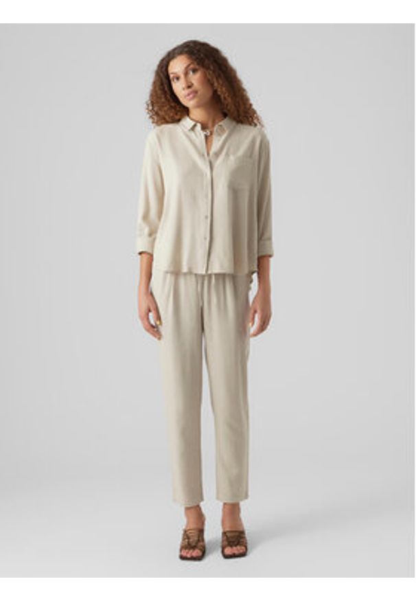Vero Moda Spodnie materiałowe Jesmilo 10279691 Szary Regular Fit. Kolor: szary. Materiał: len, wiskoza