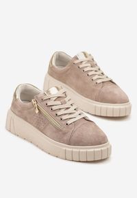 Born2be - Beżowe Skórzane Sneakersy na Grubej Podeszwie Ozdobione Perforacją Suwakiem Tellissa. Nosek buta: okrągły. Zapięcie: sznurówki. Kolor: beżowy. Materiał: skóra. Wzór: aplikacja. Obcas: na obcasie. Wysokość obcasa: niski #5