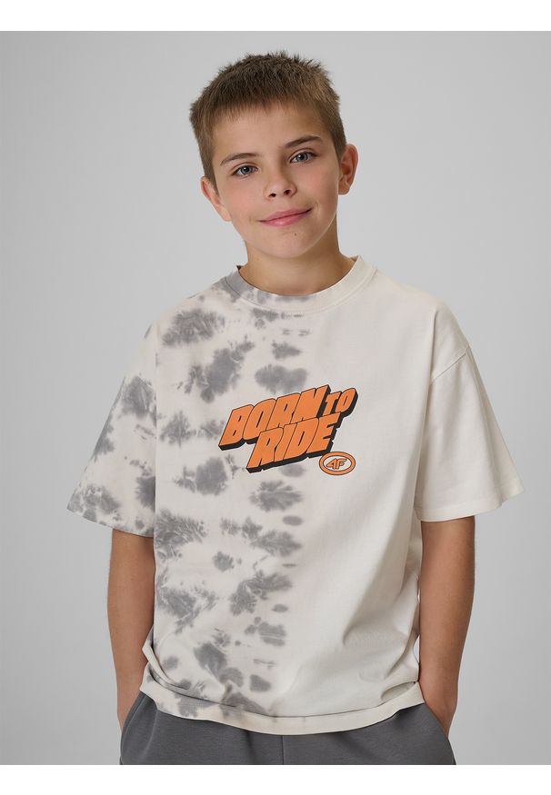 4f - 4F T-shirt loose z nadrukiem chłopięcy - szary 122/128 (6-8 lat). Okazja: na uczelnię, na co dzień, na spacer. Kolor: szary. Materiał: materiał, bawełna, dzianina. Wzór: nadruk. Sezon: lato. Styl: casual