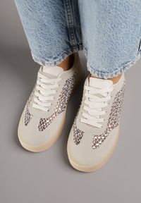 Born2be - Beżowe Sneakersy na Grubej Podeszwie Ozdobione Cyrkoniami Orinrya. Okazja: na co dzień. Kolor: beżowy. Materiał: jeans. Wzór: aplikacja #6