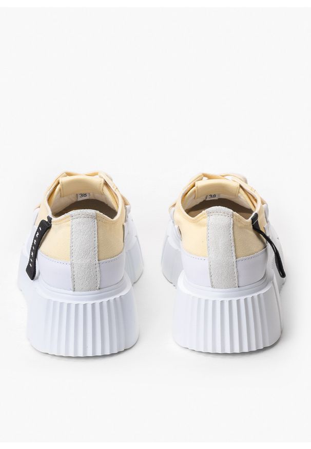 Inuikii - Sneakersy damskie INUIKII MATILDA CANVAS LOW 23. Okazja: na co dzień, do pracy, na spacer. Kolor: żółty. Sport: turystyka piesza