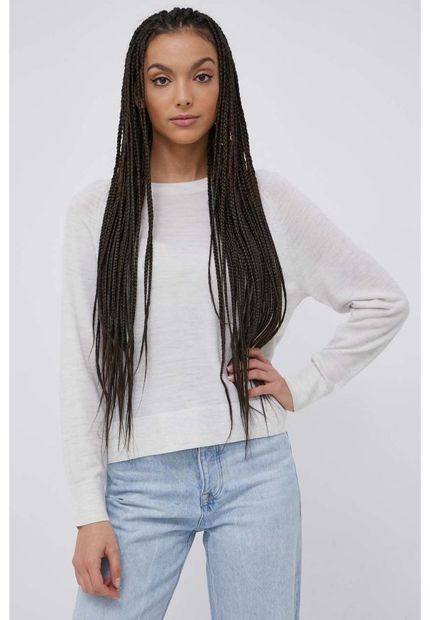Superdry sweter wełniany damski kolor szary lekki. Okazja: na co dzień. Kolor: szary. Materiał: wełna. Długość rękawa: raglanowy rękaw. Styl: casual