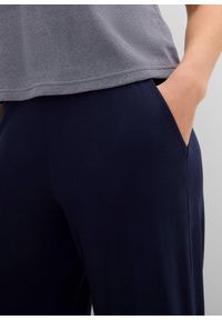 bonprix - Spodnie z dżerseju 7/8, z lejącej mieszanki wiskozy. Kolor: niebieski. Materiał: wiskoza, jersey #3