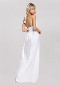 Renee - Biała Sukienka Dancemaker. Kolor: biały. Materiał: guma. Wzór: gładki, ażurowy. Styl: boho. Długość: maxi