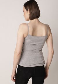 Born2be - Ciemnoszary Bawełniany Top na Ramiączkach z Ozdobną Koronką przy Dekolcie Berlisa. Okazja: na co dzień, na spotkanie biznesowe. Kolor: szary. Materiał: bawełna, koronka. Długość rękawa: na ramiączkach. Wzór: koronka. Styl: casual, biznesowy, elegancki #4