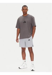 Adidas - adidas Szorty sportowe Tech JM4178 Szary Regular Fit. Kolor: szary. Materiał: syntetyk #3