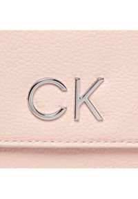 Calvin Klein Torebka Re-Lock Dbl Crossbody Bag Pbl K60K609140 Różowy. Kolor: różowy. Materiał: skórzane #4