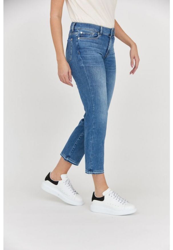 7 FOR ALL MANKIND Jasnoniebieskie jeansy damskie THE STRAIGHT CROP SLIM ILLUSION, Rozmiar 29. Kolor: niebieski