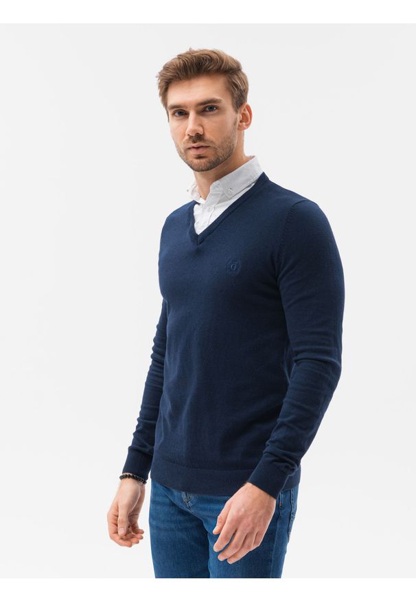 Niebieski sweter Ombre Clothing z dekoltem w serek, klasyczny