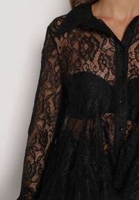 Born2be - Czarna Koronkowa Koszula Ozdobiona Falbankami Ezirena. Typ kołnierza: kołnierz z falbankami. Kolor: czarny. Materiał: koronka. Wzór: aplikacja. Styl: elegancki #5