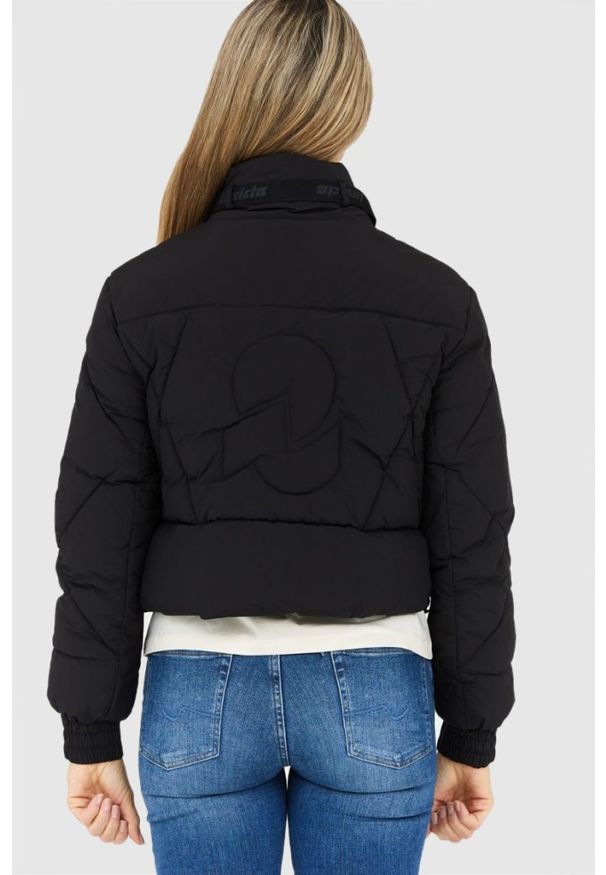 Invicta - INVICTA Czarna puchowa kurtka damska Isidore, Rozmiar L. Kolor: czarny. Materiał: puch