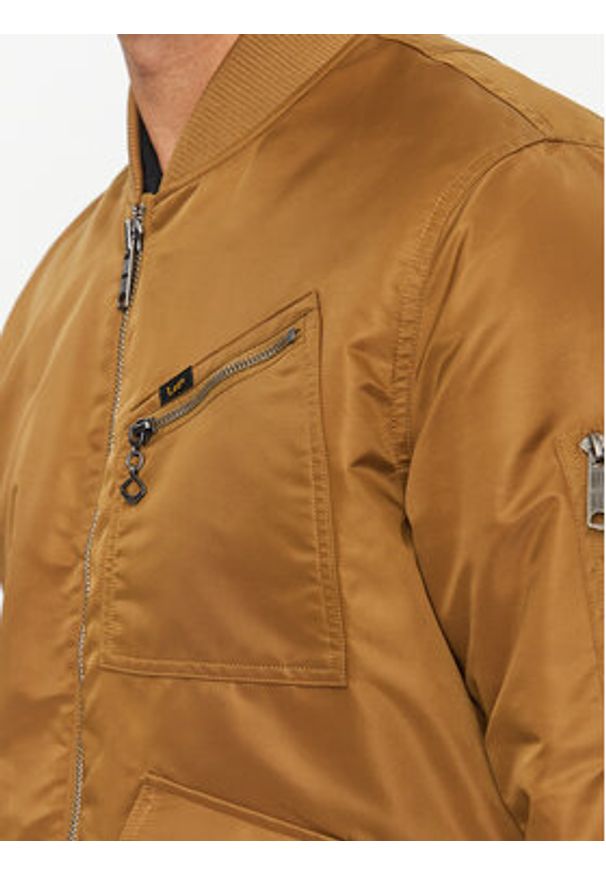 Lee Kurtka bomber 112341653 Brązowy Regular Fit. Kolor: brązowy. Materiał: bawełna
