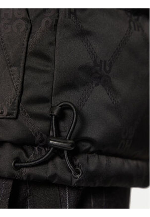 Hugo - HUGO Bezrękawnik Baltino2411 50525366 Czarny Slim Fit. Kolor: czarny. Materiał: syntetyk. Długość rękawa: bez rękawów