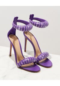 GIANVITO ROSSI - Fioletowe sandały na szpilce Bijoux. Zapięcie: pasek. Kolor: fioletowy, różowy, wielokolorowy. Wzór: paski. Obcas: na szpilce