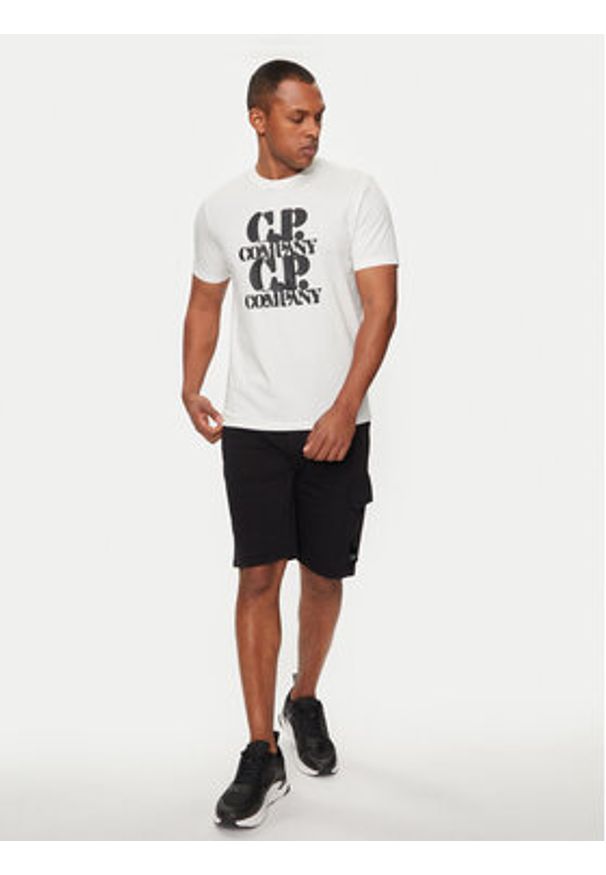 C.P. Company Szorty sportowe 18CMSB101A110044G Czarny Regular Fit. Kolor: czarny. Materiał: bawełna. Styl: sportowy