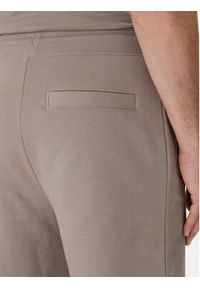 Hugo - HUGO Szorty sportowe Diz222 50466196 Beżowy Regular Fit. Kolor: beżowy. Materiał: bawełna. Styl: sportowy #3