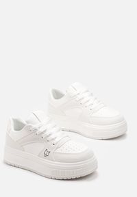 Renee - Białe Sneakersy przed Kostkę na Platformie Alsoma. Wysokość cholewki: przed kostkę. Kolor: biały. Obcas: na platformie #3