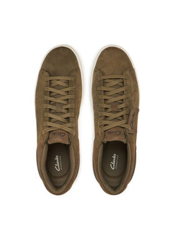 Clarks Sneakersy Courtlite2 Run 26181324 Khaki. Kolor: brązowy. Materiał: nubuk, skóra. Sport: bieganie