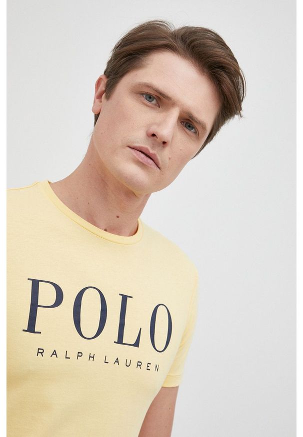 Polo Ralph Lauren t-shirt bawełniany kolor żółty gładki. Okazja: na co dzień. Typ kołnierza: polo. Kolor: żółty. Materiał: bawełna. Wzór: gładki. Styl: casual