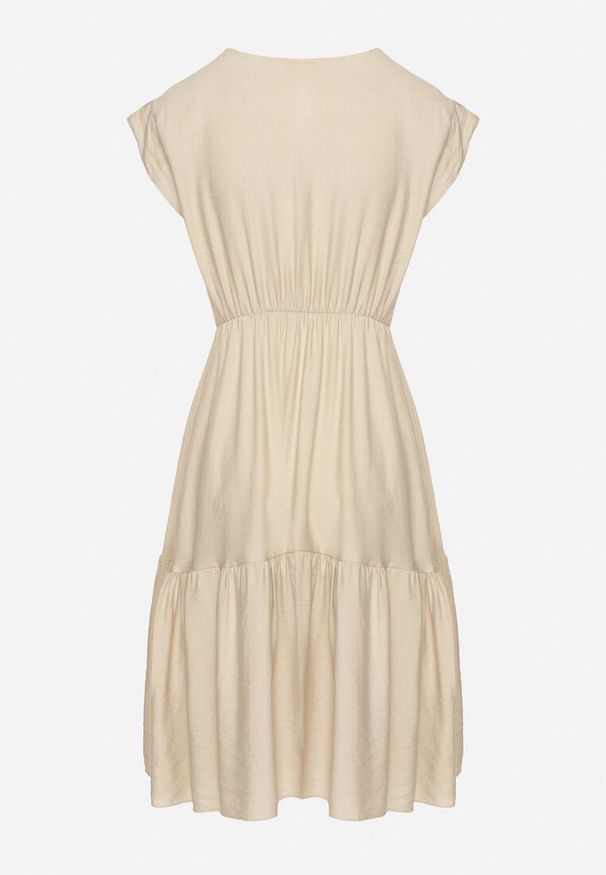 Born2be - Beżowa Wiskozowa Sukienka o Rozkloszowanym Kroju Lizena. Okazja: na imprezę, na co dzień. Kolor: beżowy. Materiał: wiskoza. Sezon: wiosna, lato. Styl: casual, klasyczny