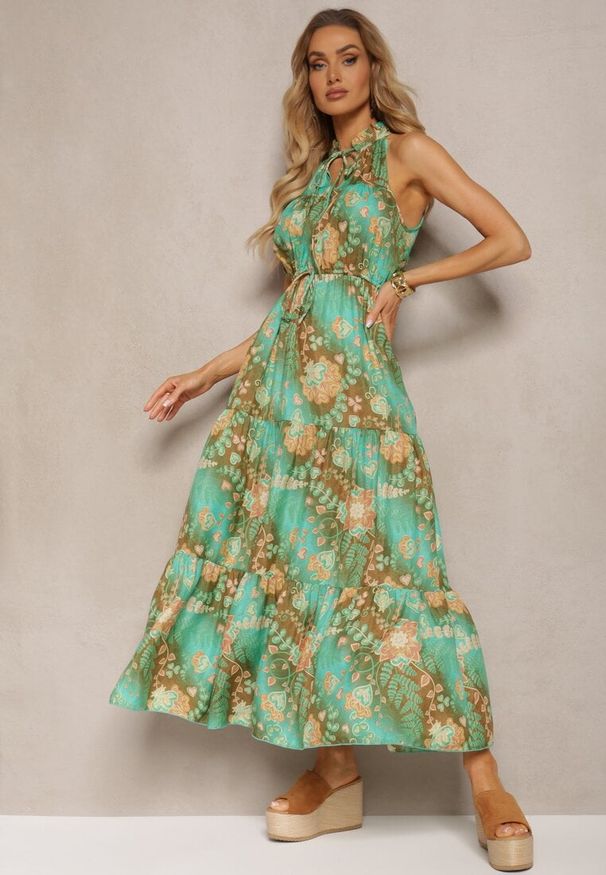 Renee - Zielona Sukienka w Stylu Boho z Gumką w Talii i Ozdobnym Wiązaniem Piofara. Kolor: zielony. Materiał: tkanina. Sezon: lato. Styl: boho