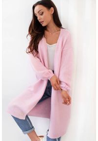 Lemoniade - Elegancki minimalistyczny sweter kardigan jasny róż. Kolor: różowy. Styl: elegancki #1