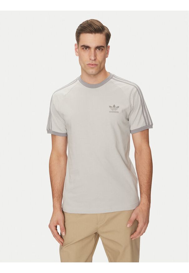 Adidas - adidas T-Shirt adicolor Classics 3-Stripes JN7016 Szary Slim Fit. Kolor: szary. Materiał: bawełna