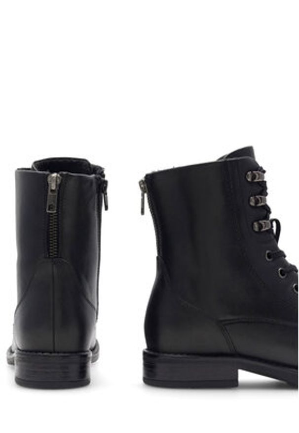 Lasocki Trzewiki WI16-ALBA3-08 Czarny. Kolor: czarny. Materiał: skóra