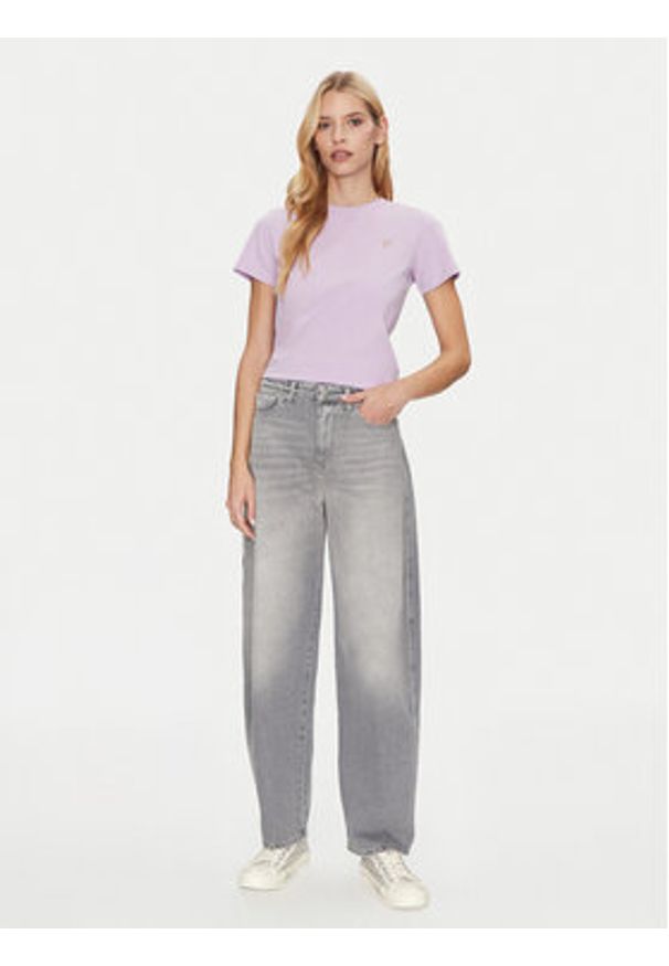 Guess Jeans T-Shirt W4YI10 J1314 Fioletowy Regular Fit. Kolor: fioletowy. Materiał: bawełna