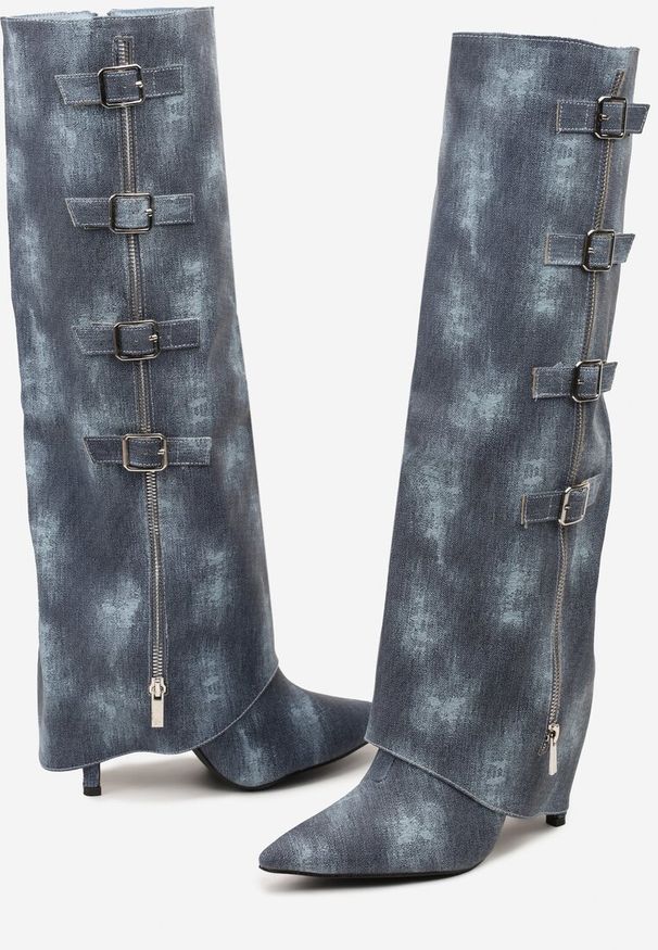 Renee - Niebieskie Kozaki Jeansowe na Szpilce z Klamrami na Wywiniętej Cholewce Riaviraen. Zapięcie: klamry. Kolor: niebieski. Materiał: jeans. Szerokość cholewki: normalna. Sezon: jesień. Obcas: na szpilce. Styl: rockowy