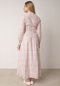 Born2be - Różowy Komplet z Bawełny Kopertowa Wiązana Bluzka i Rozkloszowana Spódnica Alais. Kolor: różowy. Materiał: bawełna #3