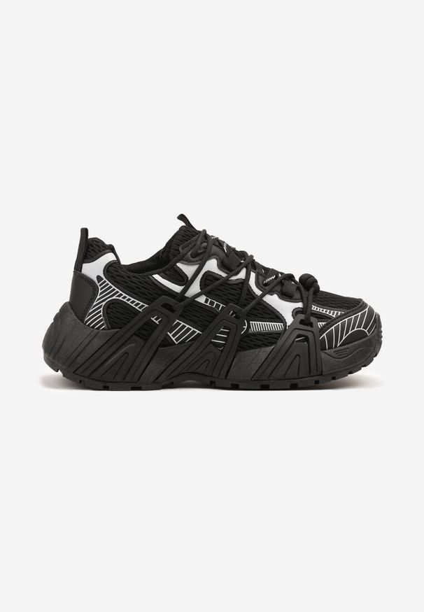 Born2be - Czarne Sneakersy z Ozdobnym Sznurowaniem i Tłoczoną Podeszwą Nurilune. Okazja: na co dzień. Kolor: czarny. Materiał: jeans