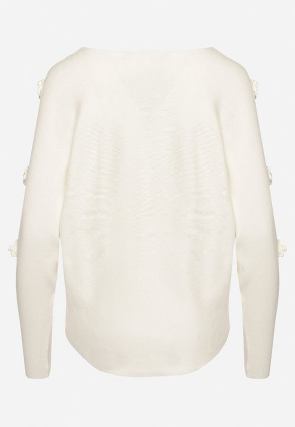 Born2be - Jasnobeżowy Sweter z Wiskozą i Wycięciami przy Rękawach Evancia. Okazja: na co dzień, na spotkanie biznesowe, do pracy. Kolor: beżowy. Materiał: wiskoza. Styl: biznesowy, klasyczny, elegancki, casual