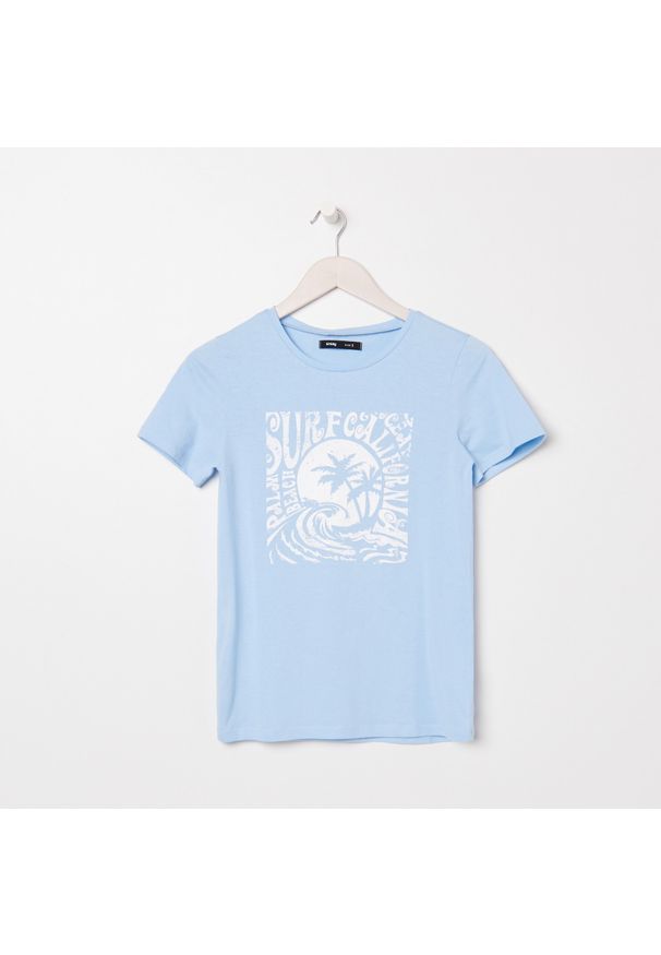 Sinsay - Koszulka z nadrukiem - Niebieski. Kolor: niebieski. Wzór: nadruk