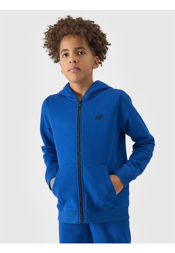 4f - 4F Bluza dresowa rozpinana z kapturem chłopięca - niebieska 152 (11-12 lat). Okazja: na co dzień. Typ kołnierza: kaptur. Kolor: niebieski. Materiał: dresówka. Wzór: gładki, ze splotem. Sezon: lato. Styl: casual, sportowy