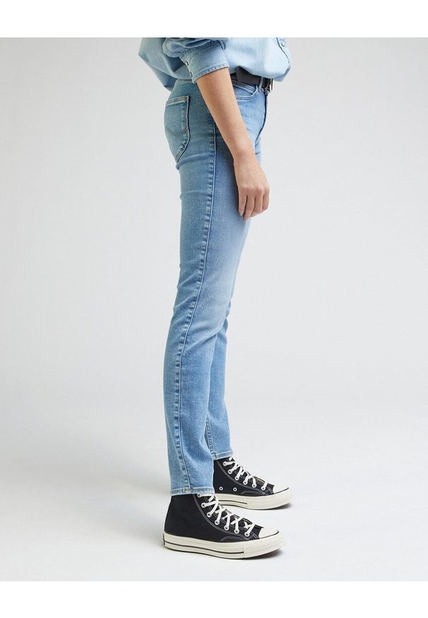 Lee - LEE ELLY DAMSKIE SPODNIE JEANSOWE RUSHING IN LIGHT L305GUB43 112330547