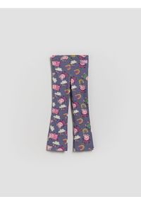 Reserved - Legginsy flare Świnka Peppa - fioletowy. Kolor: fioletowy. Materiał: dzianina, bawełna #1