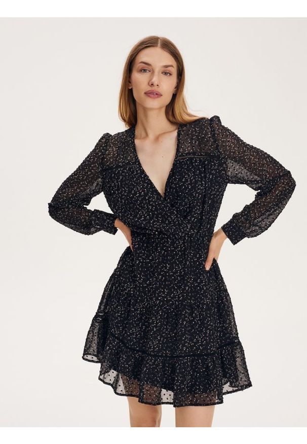 Reserved - Sukienka mini z falbaną - wielobarwny. Materiał: tkanina. Długość: mini