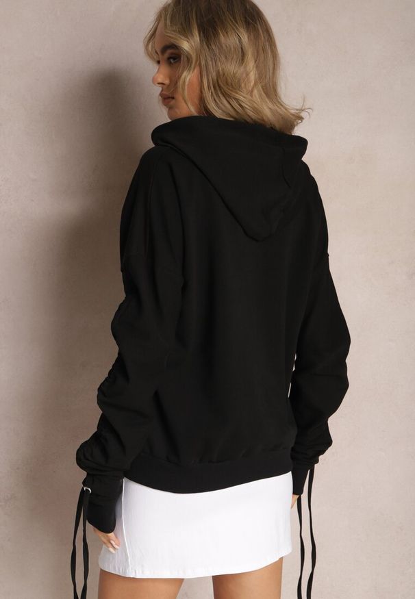 Renee - Czarna Bluza Bawełniana z Kapturem Dolcean. Typ kołnierza: kaptur. Kolor: czarny. Materiał: bawełna. Długość rękawa: długi rękaw. Długość: długie
