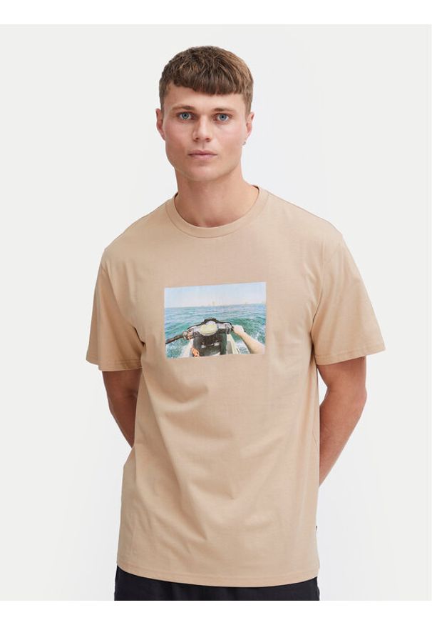 !SOLID - Solid T-Shirt 21108237 Beżowy Regular Fit. Kolor: beżowy. Materiał: bawełna
